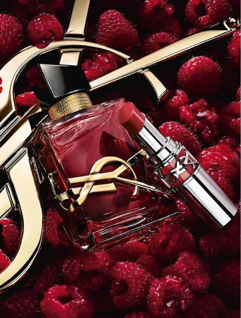 Yves Saint Laurent リブレ ベリークラッシュ