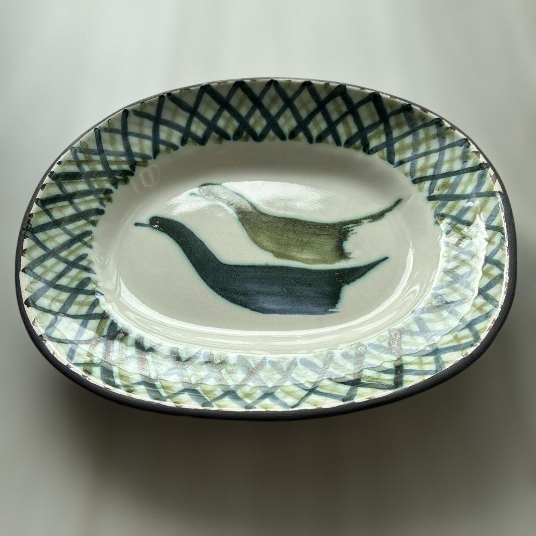 英国ヴィンテージ　RyePottery Wally Cole作　手描き鳥OV皿