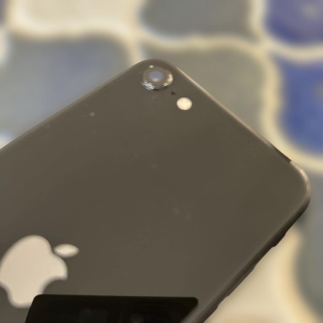iphone se2 64GB ブラック simフリー