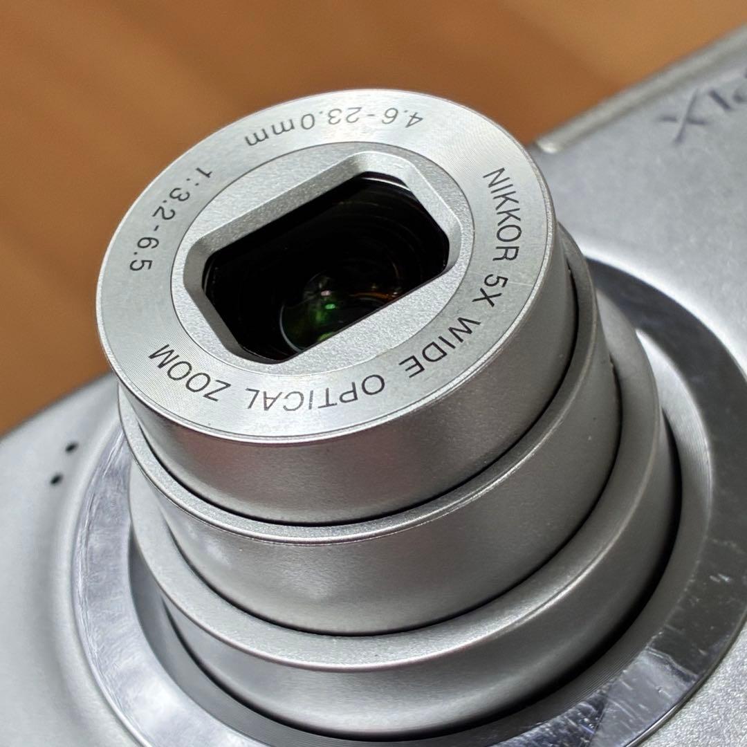 【良品】Nikon COOLPIX A100 シルバー コンパクトデジタルカメラ