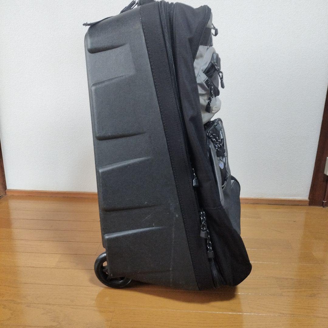 スキューバプロ　ブラックキャリーバッグ