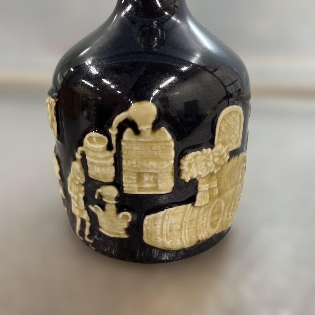 ク*ブ様 SUNTORY サントリーザウイスキー木箱付き 有田焼ボトル　液面下