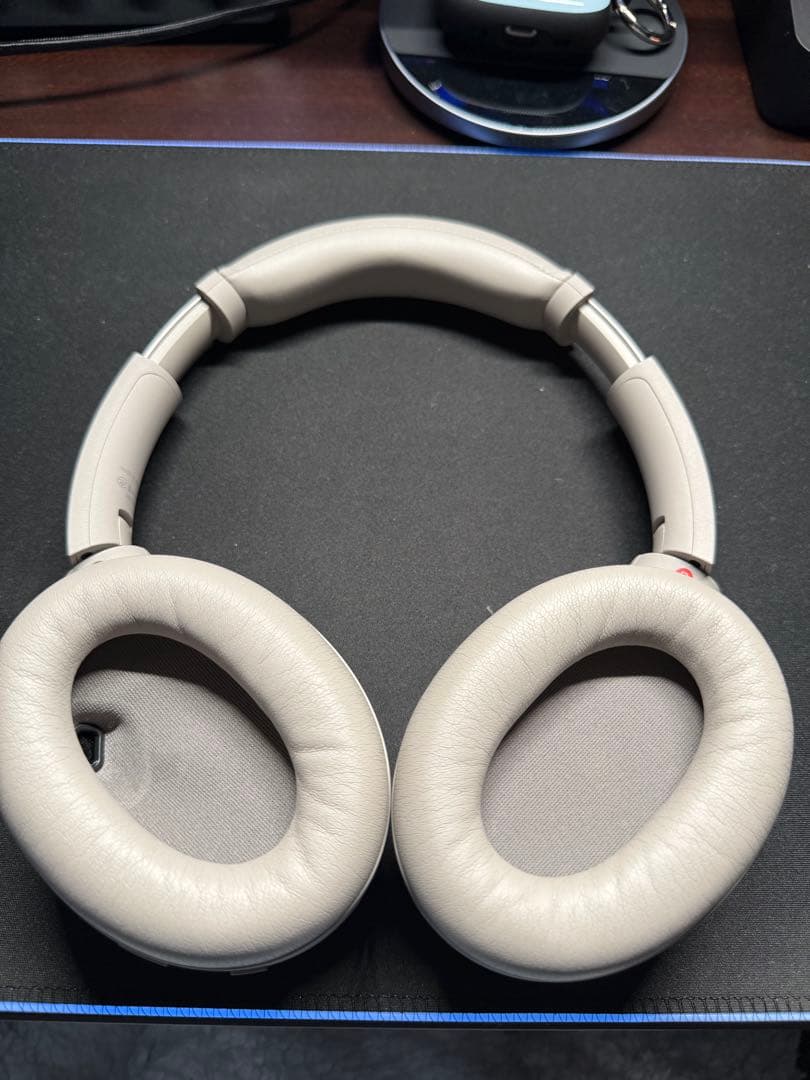 SONY ワイヤレスヘッドホン WH-1000XM4