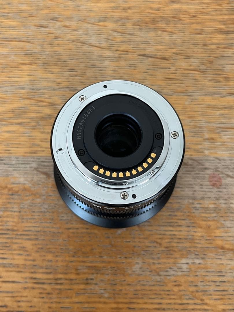 15mm F1.7 単焦点レンズ AF/MF切替
