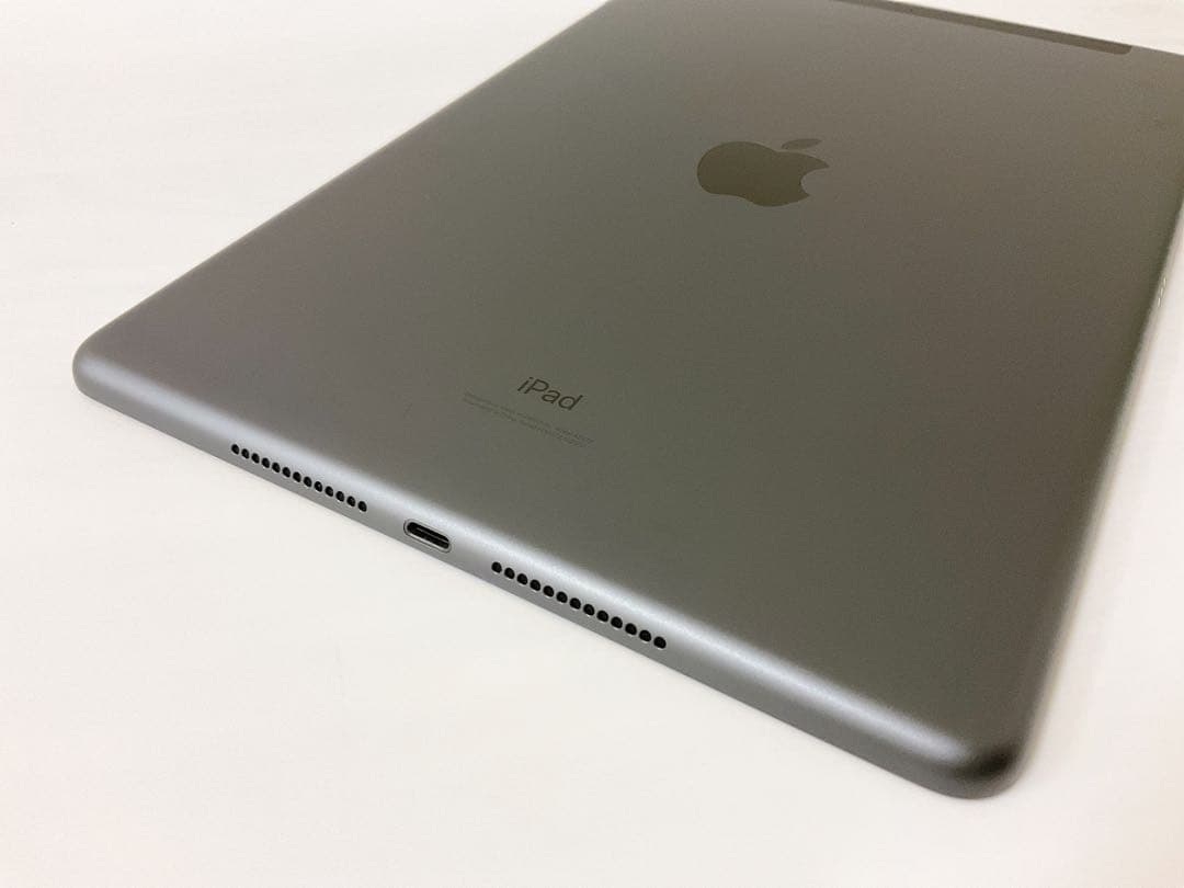 【超美品・BT98％】iPad 第8世代 32GB Cellularモデル