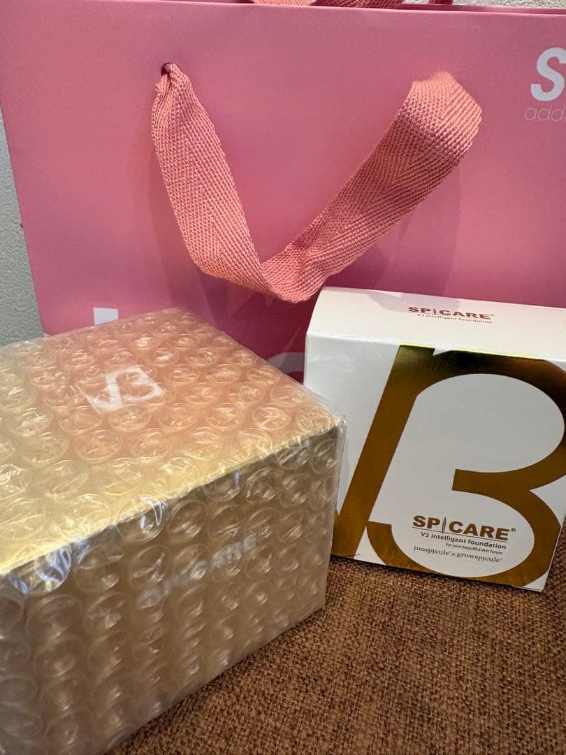SPICARE V3ファンデーション＆ルカドークリーム専用バッグ付き