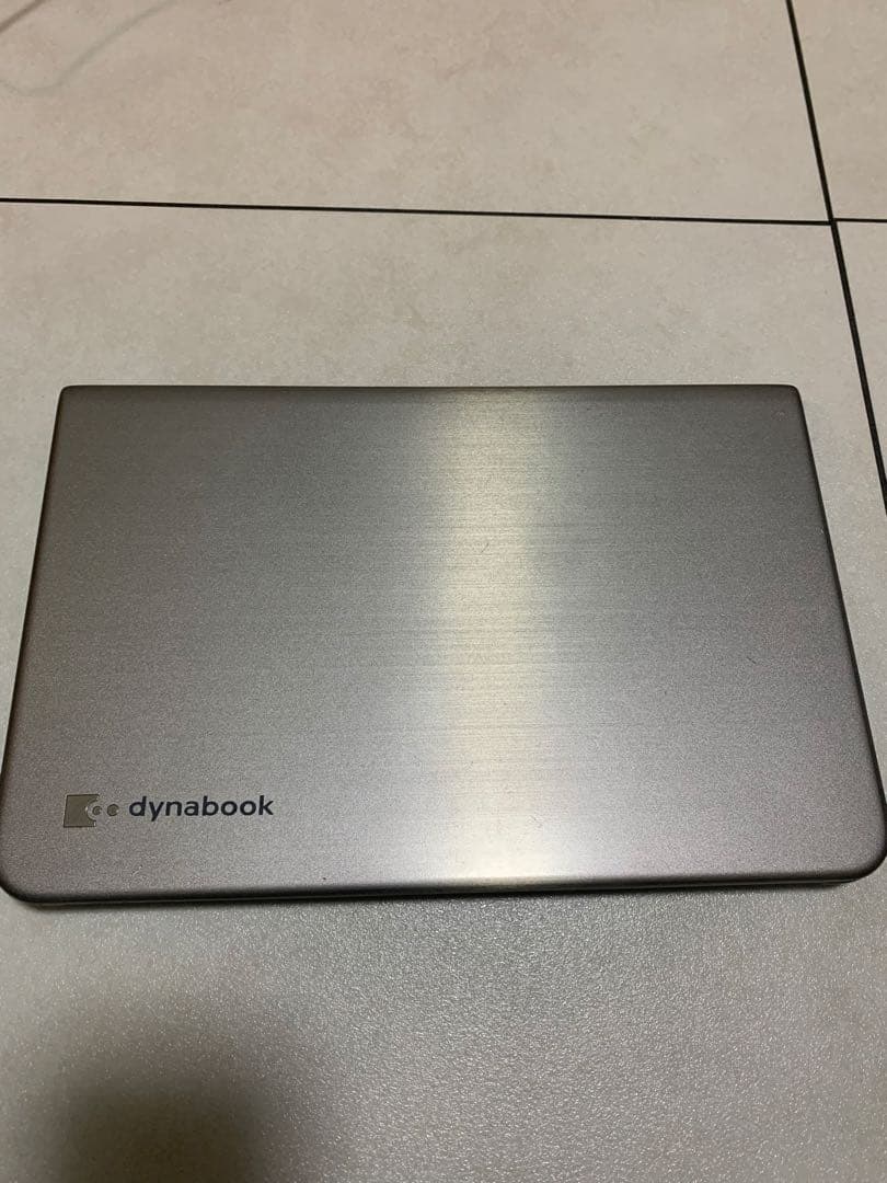 dynabook KIRA 東芝ノートPC 13.3インチ