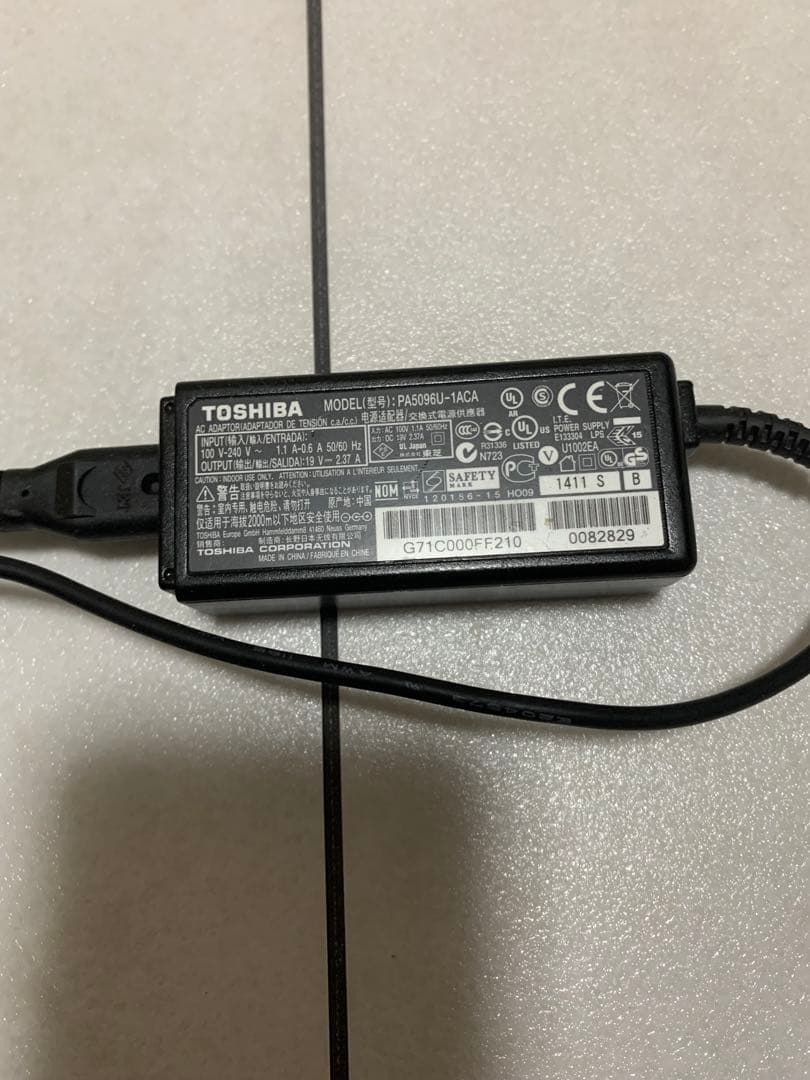 dynabook KIRA 東芝ノートPC 13.3インチ