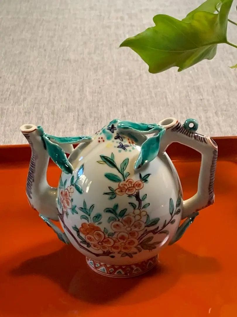 色絵 桃形 水注　煎茶　文人趣味　春の楽しみ