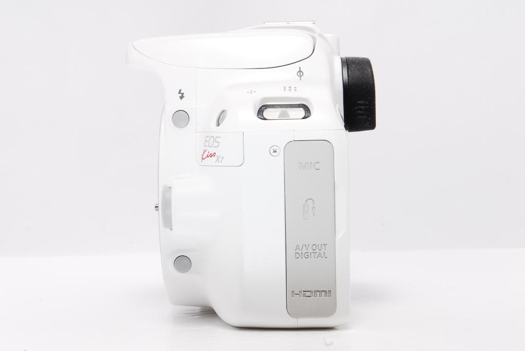 ✨希少色 ショット数少な目✨Canon Kiss X7ホワイトレンズセット