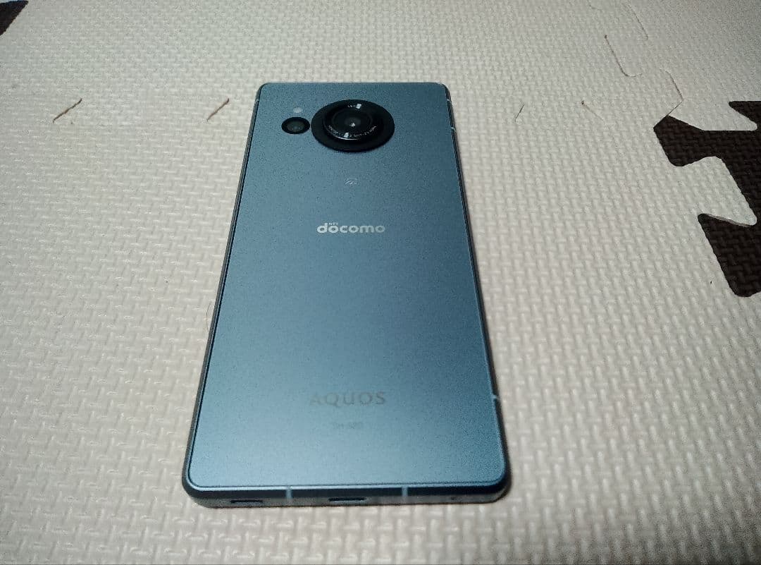 ★美品★AQUOS R8 SH-52D docomo 本体