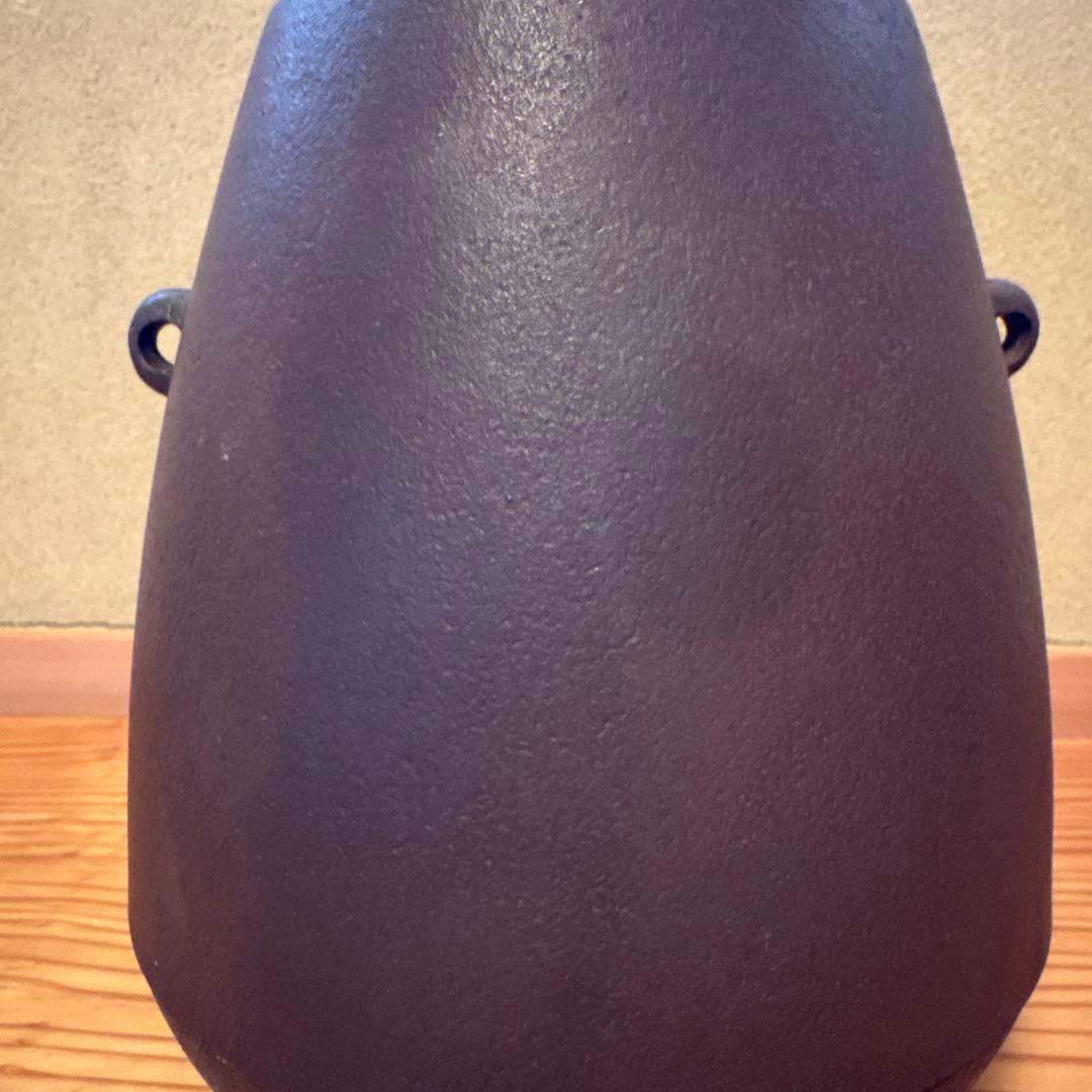 兎鐶付竹地紋釜　　敬典造