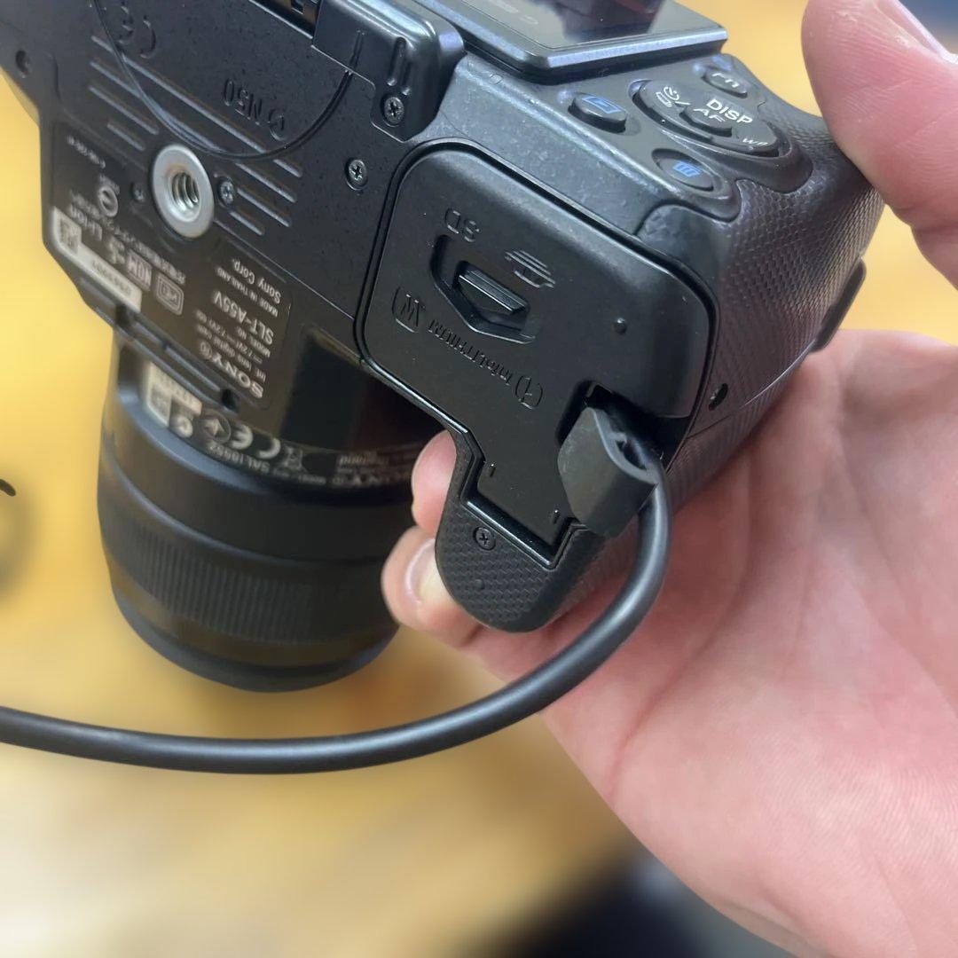 【美品】SONY α55 デジタル一眼レフカメラ SLT-A55V