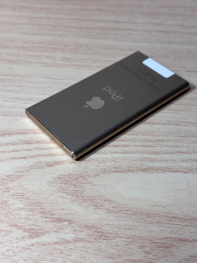 ♫動作確認済Apple iPod nano 16GB ゴールド 第7世代