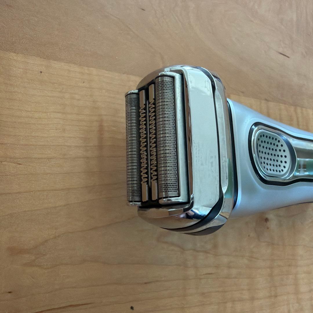 BRAUNシリーズ9 メンズ電気シェーバー