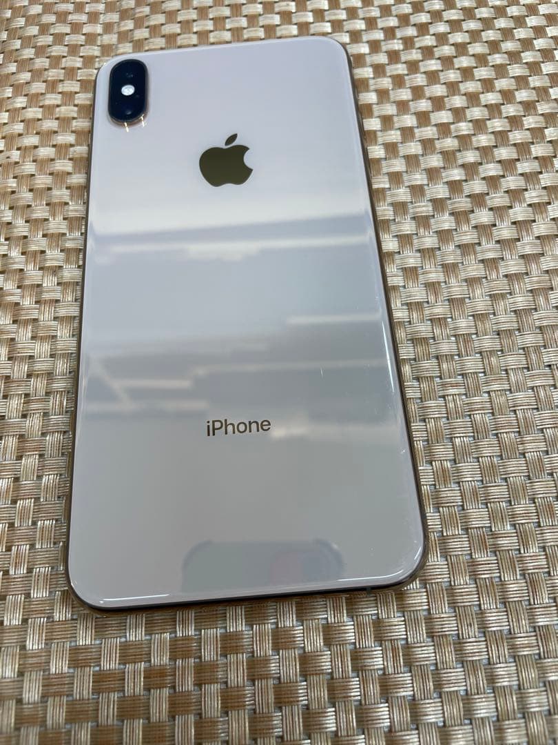 iPhone Xs Ma 64 GB ゴールドSIMフリー【8847】