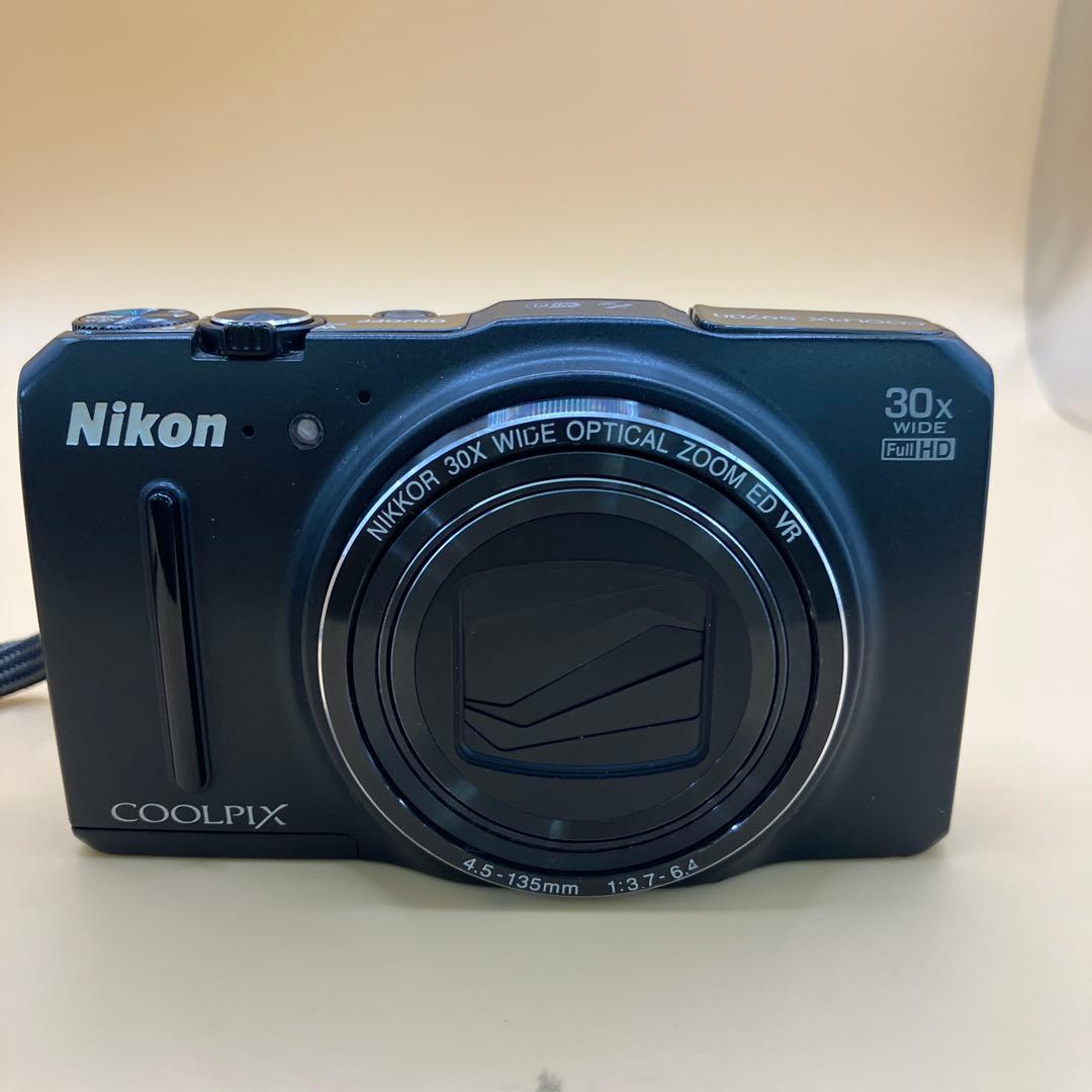 Nikon COOLPIX S9700 デジカメ B211