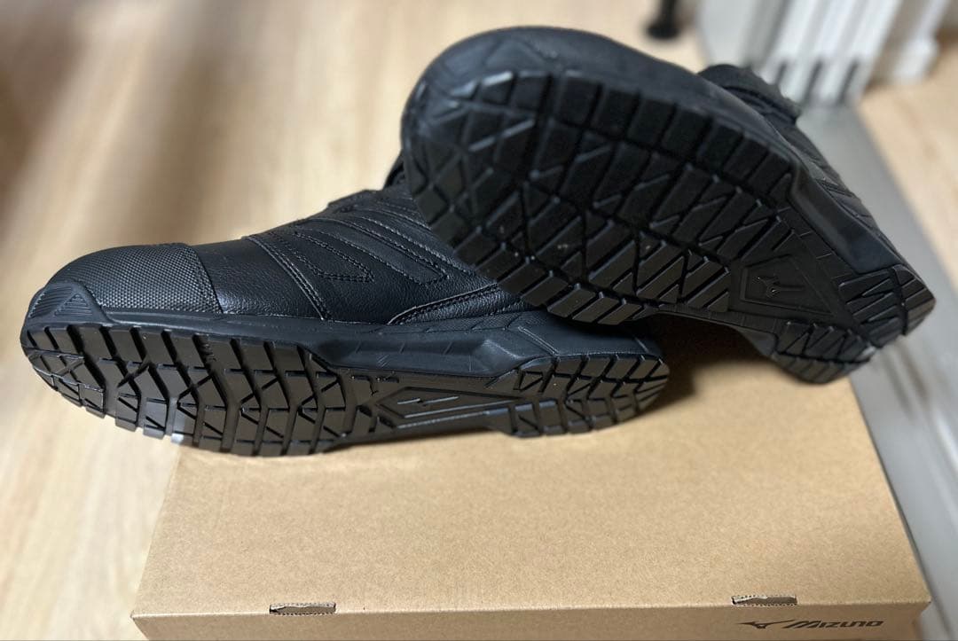 【新品未使用】Mizuno ハイカット防水安全靴