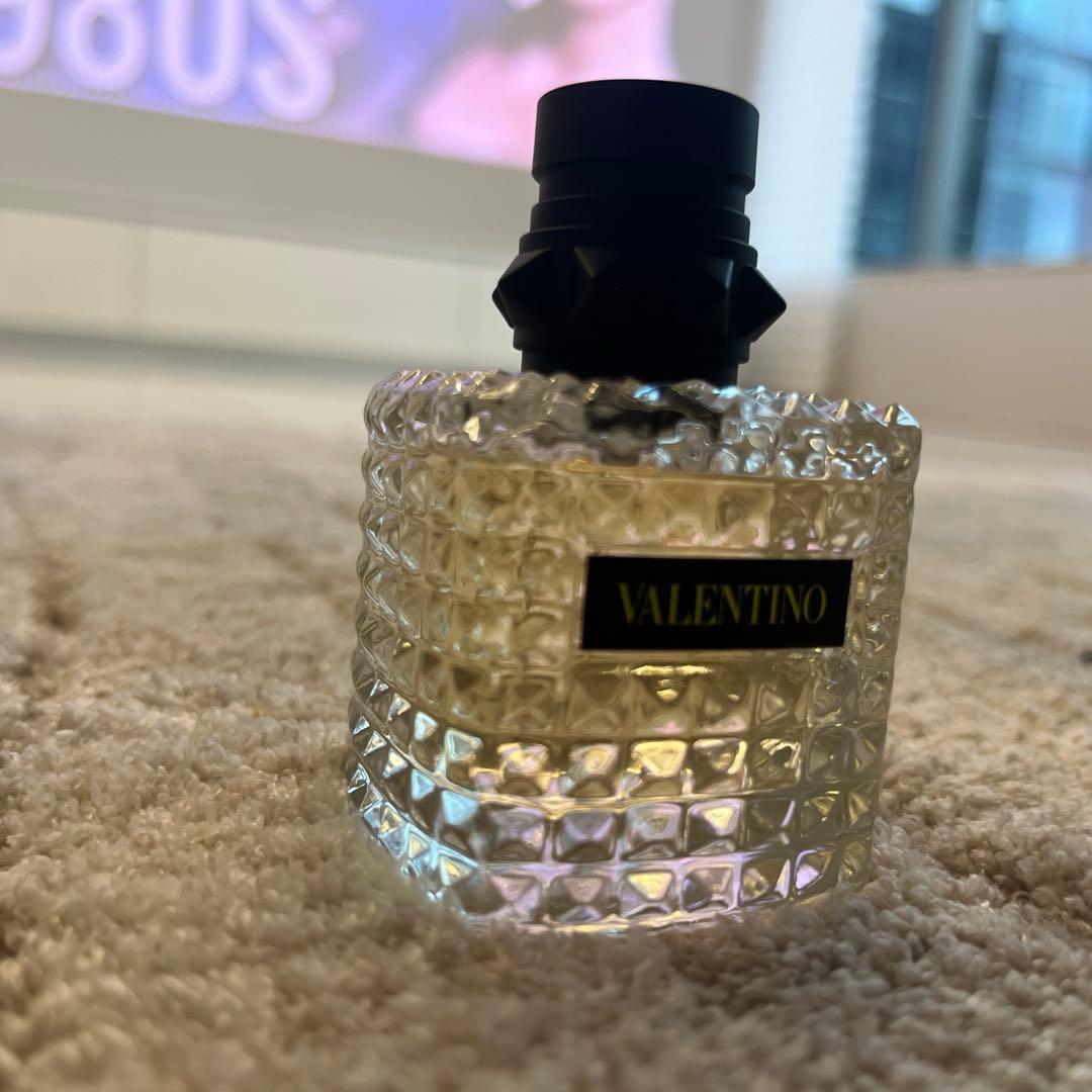 【2回のみ使用】VALENTINO ボーンインローマ　イエロードリーム　30ml