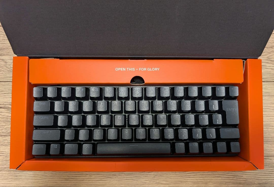 SteelSeries Apex 9 Mini ゲーミングキーボード