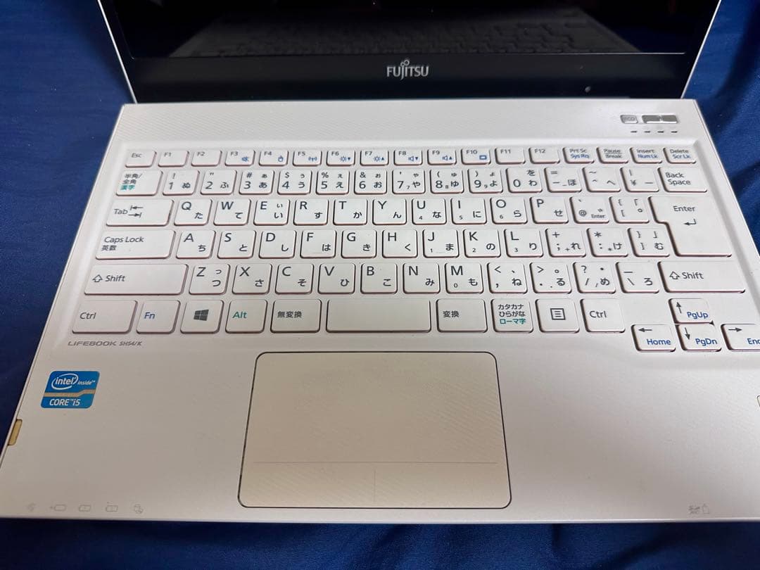 富士通　LIFEBOOK SH54/K 13.3型液晶 コンパクト