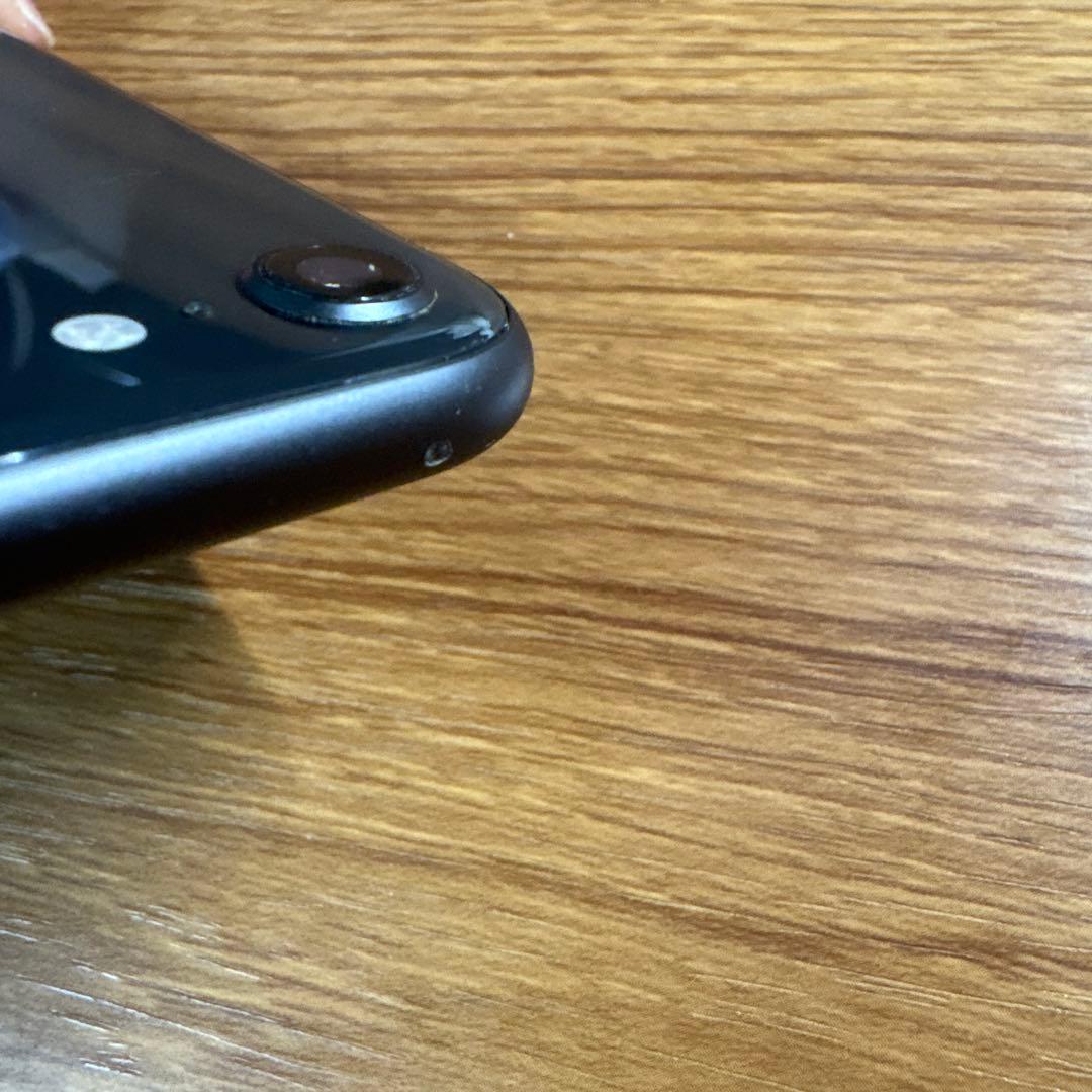 iPhone8 ブラック　SIMフリー
