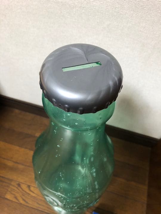 コカコーラ プラ瓶デカ貯金箱(推奨お札専用)