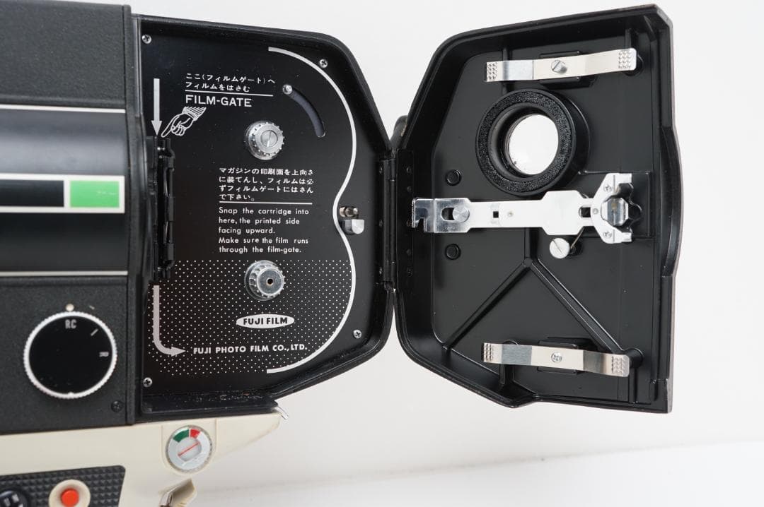 ＜美品＞Fujica Single-8 Z700