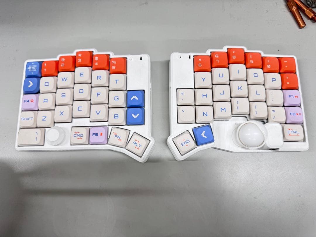 分割型キーボード zaruball