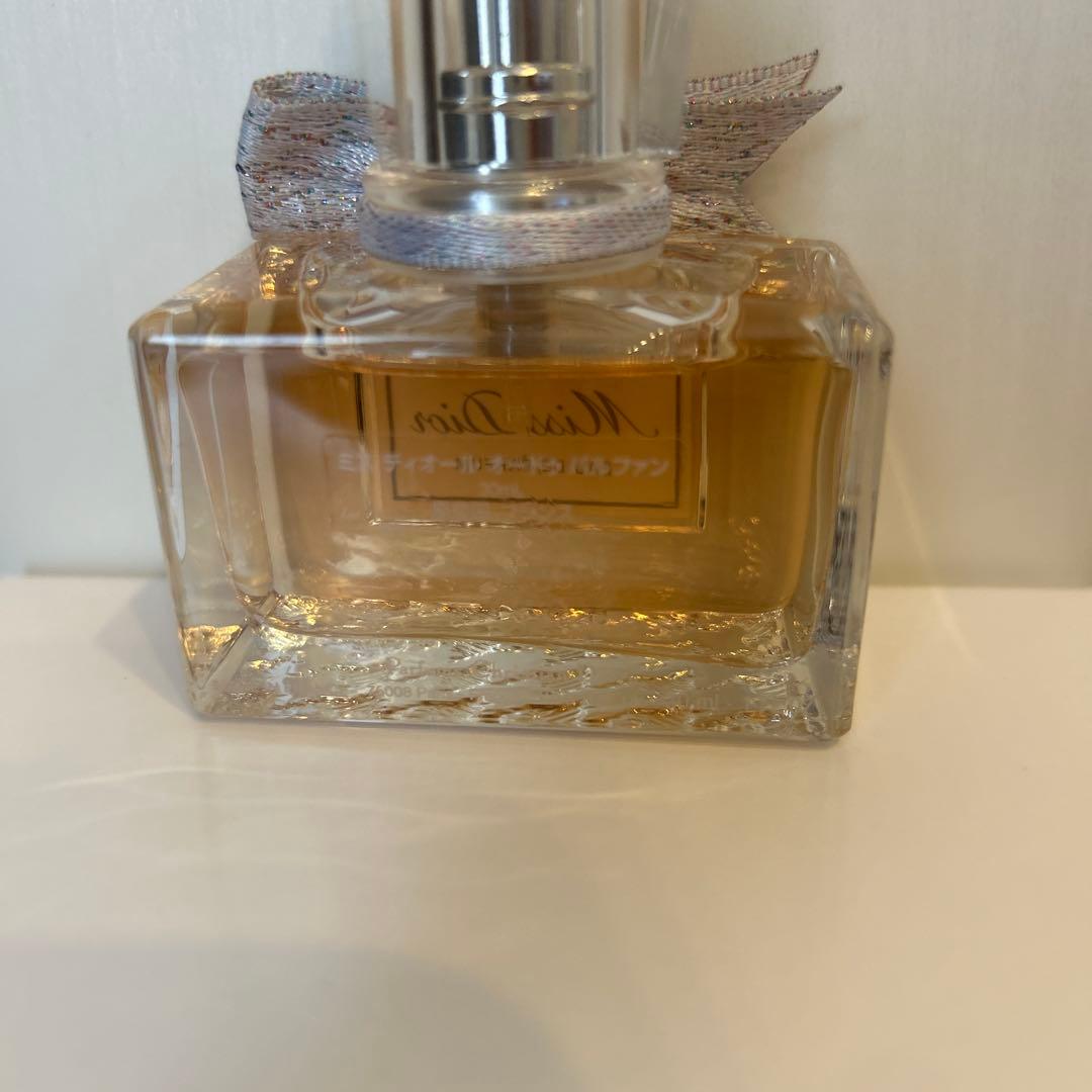 ミスディオール　Miss Dior Eau de Parfum