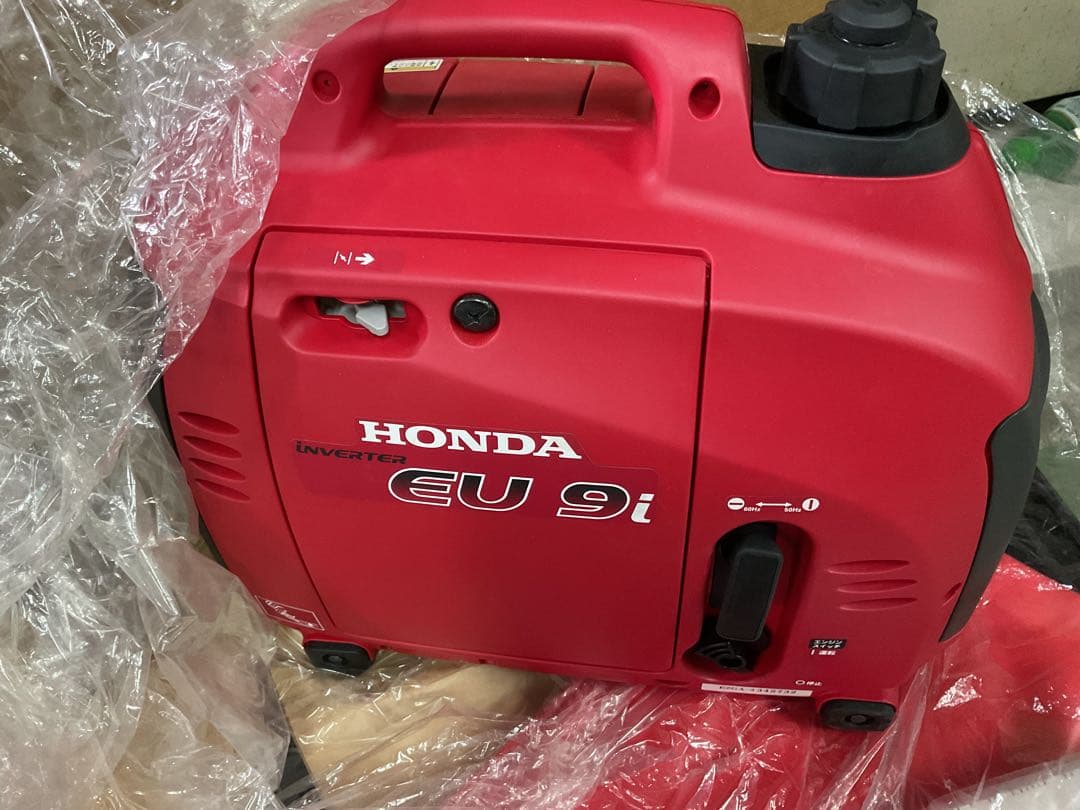 新品　HONDA EU9i ポータブル発電機 未使用　　在庫処分