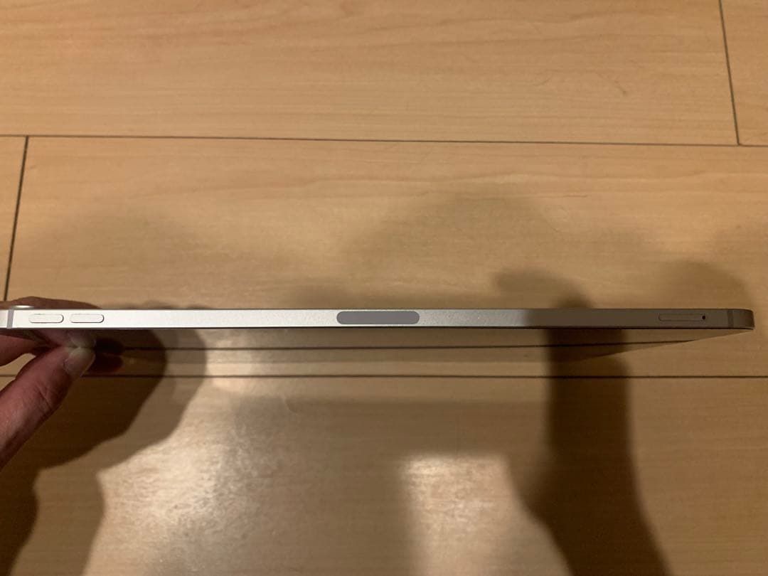 iPad Air (第4世代) 64GB Wi-Fi+セルラー シルバー