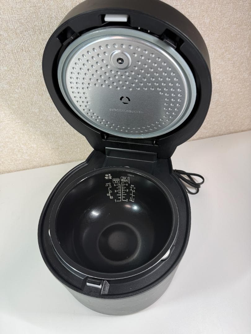 IHジャー炊飯器 5.5合 アイリスオーヤマブラック RC-ISA50-B