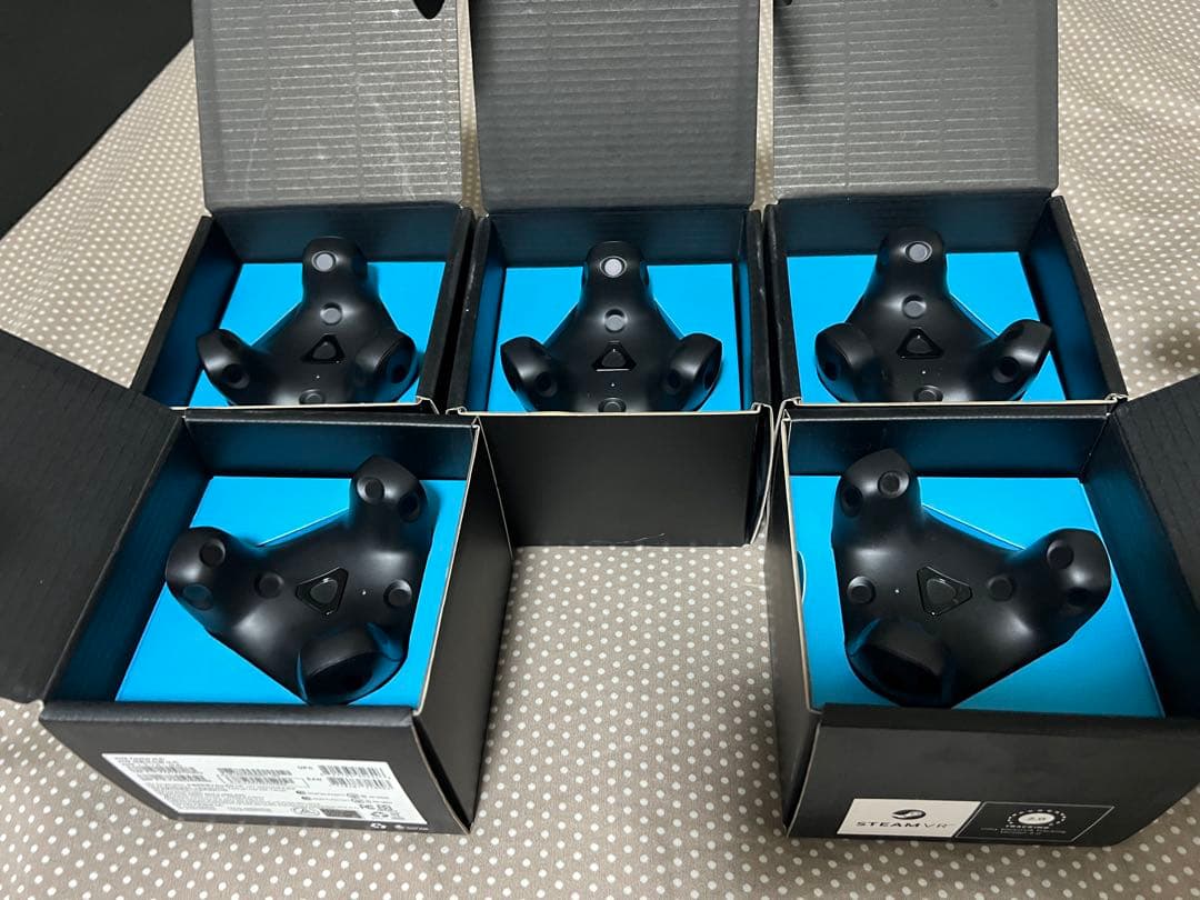 HTC VIVEトラッカー(3.0) 5個セット + ストラップ付き