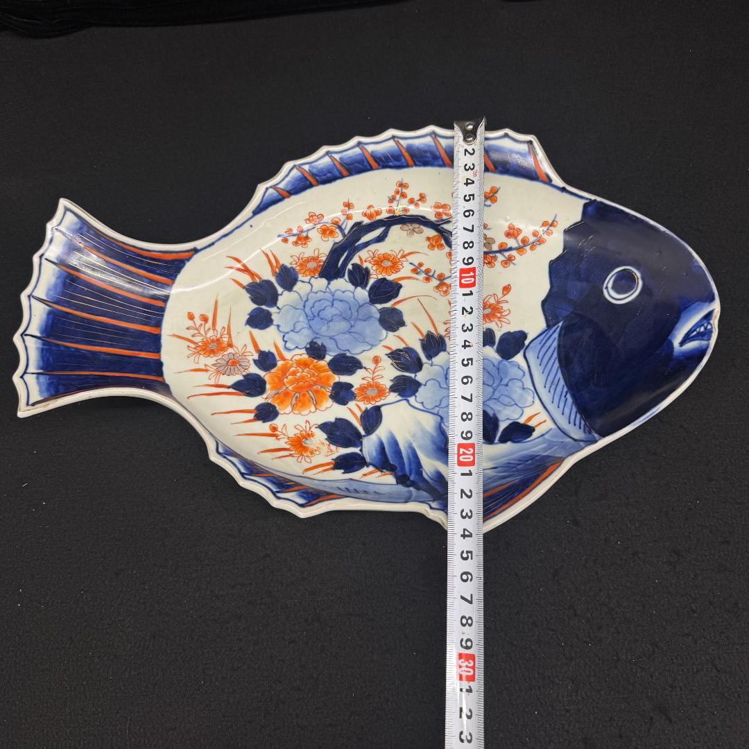 古伊万里 金彩色絵梅花図細密絵付皿 魚形皿時代物 骨董品　38cm