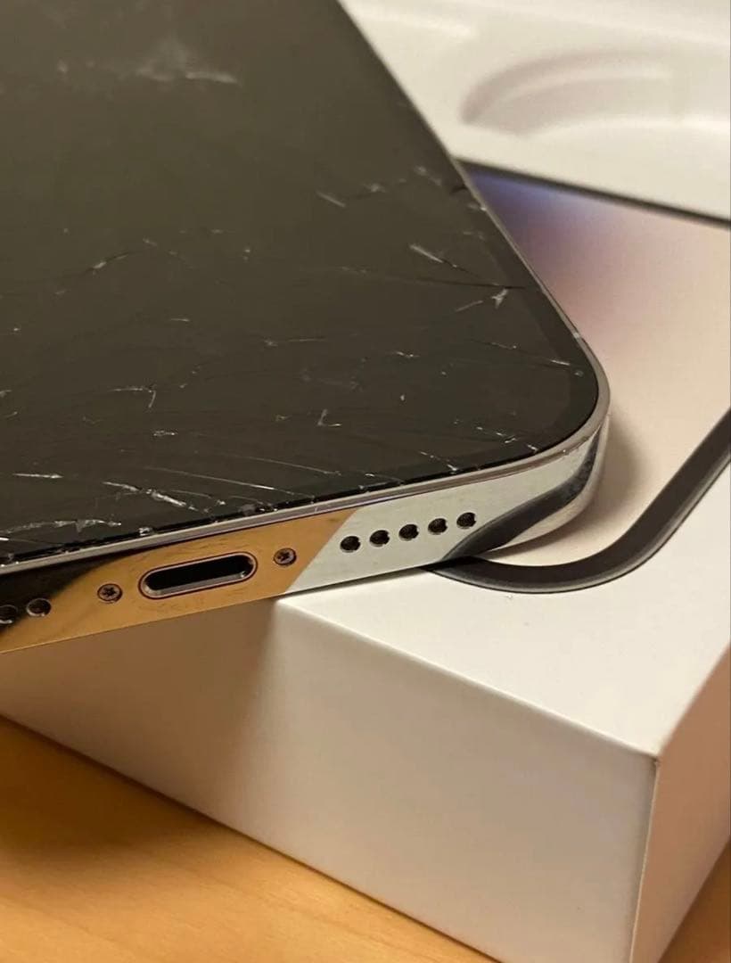 iPhone 14Pro 256GB シルバー 本体 ジャンク