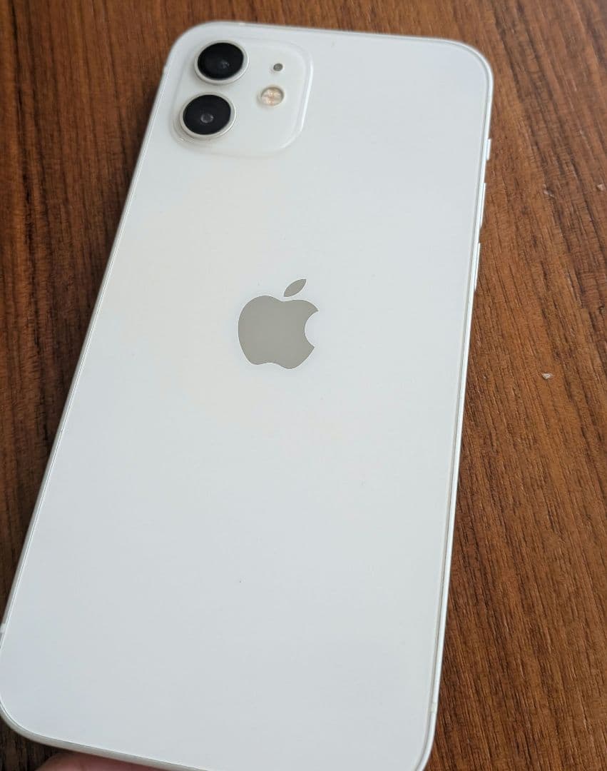 iPhone 12 128GB ホワイト白　スマホ　アイフォン　スマートフォン