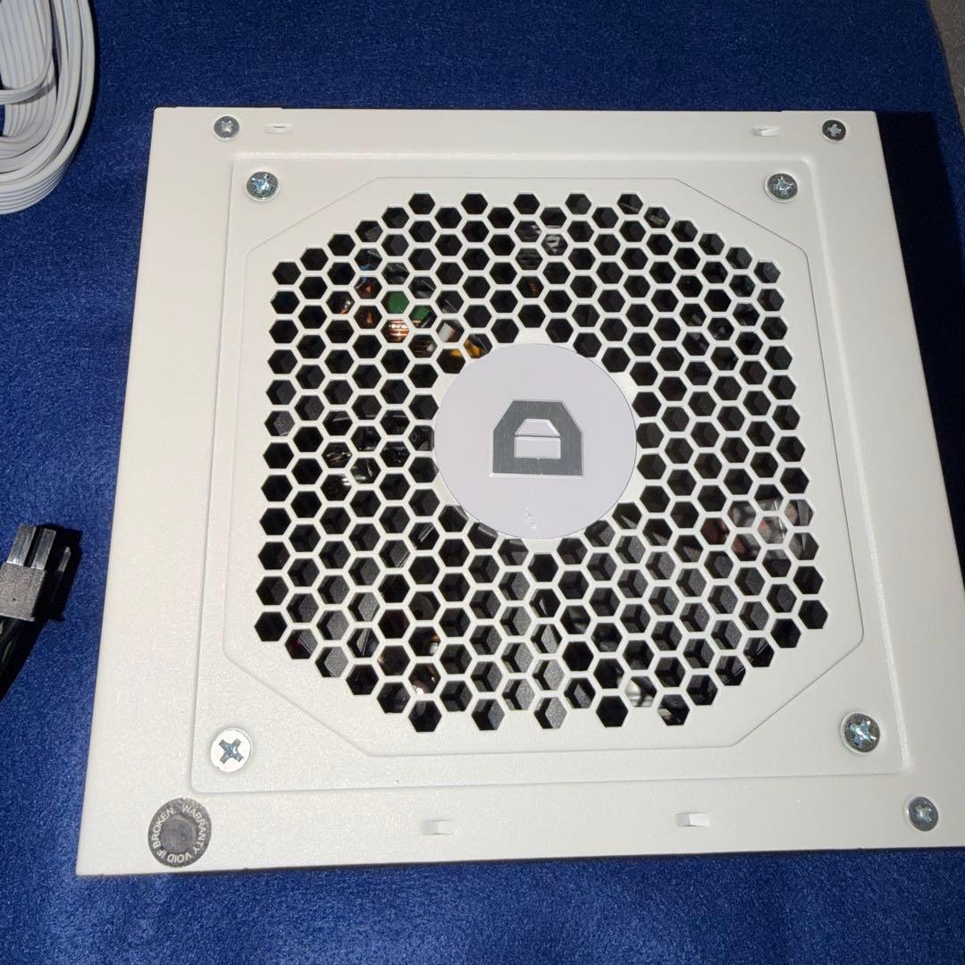 ア*ン様 電源ユニット750W 80 PLUS GOLD ATX 3.1