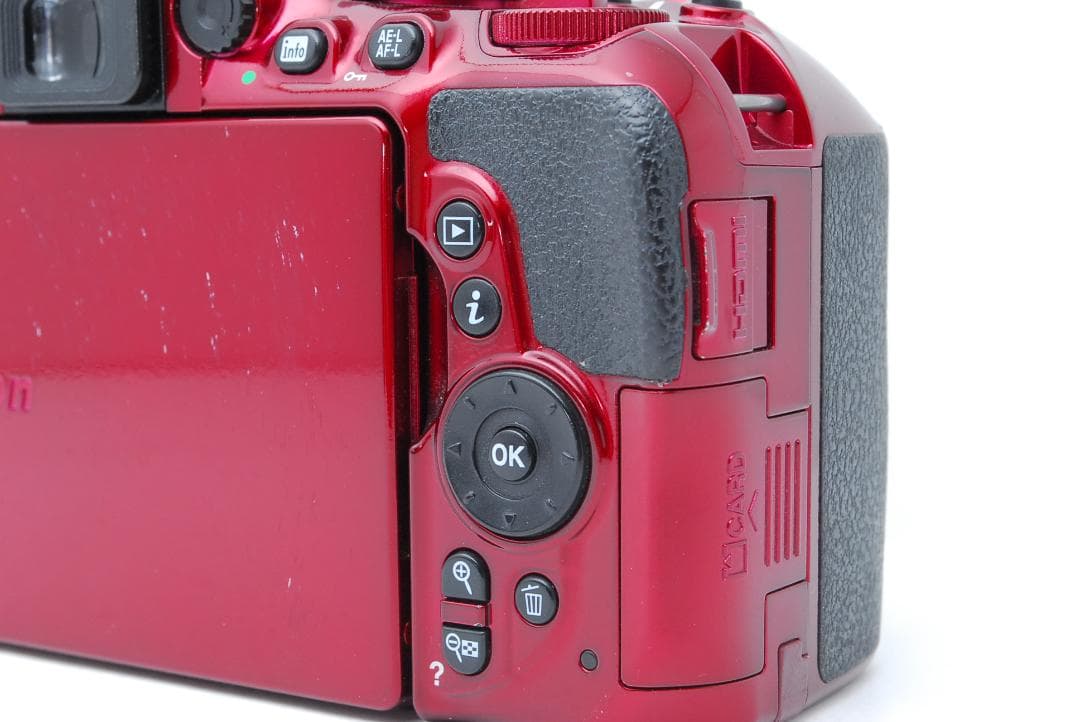 【希少カラー　レッド】Nikon D5500　WiFi　スマホ転送　自撮り　動画