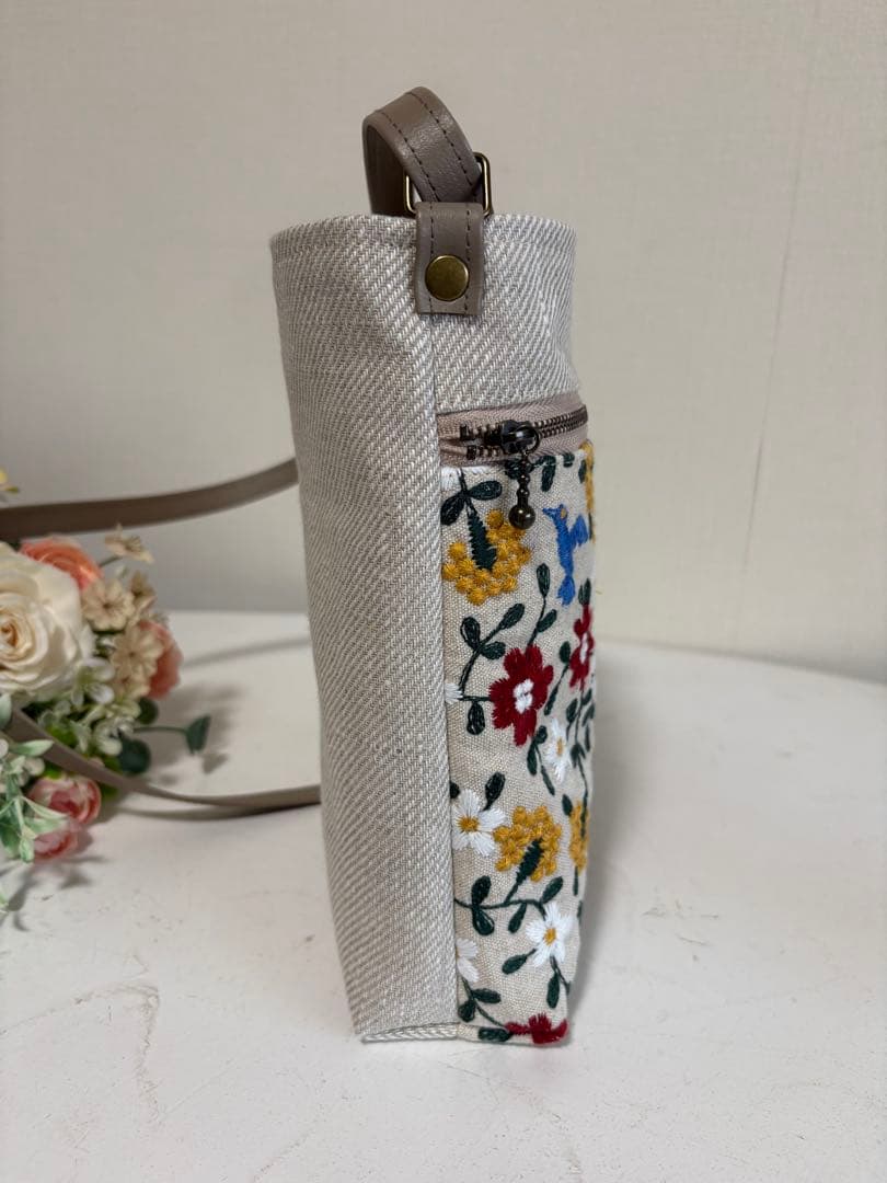 サコッシュ　リネン✖️刺繍