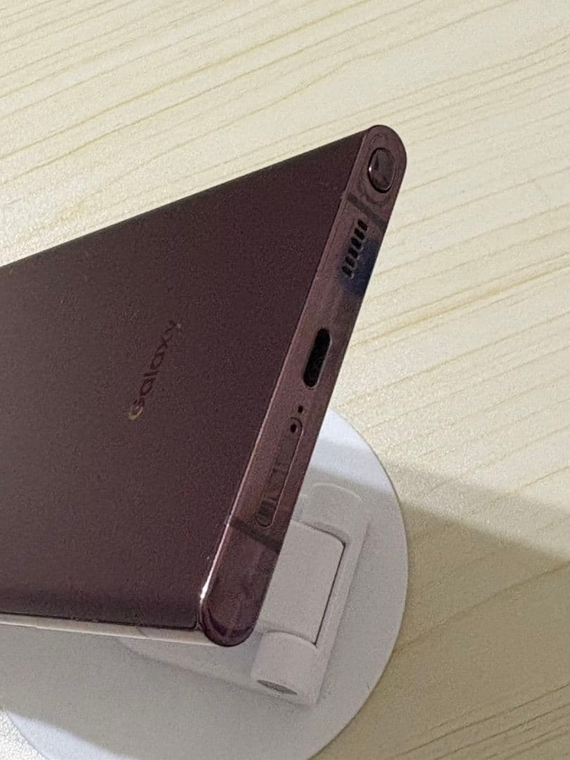 Galaxy S22 Ultra docomo バーガンディ