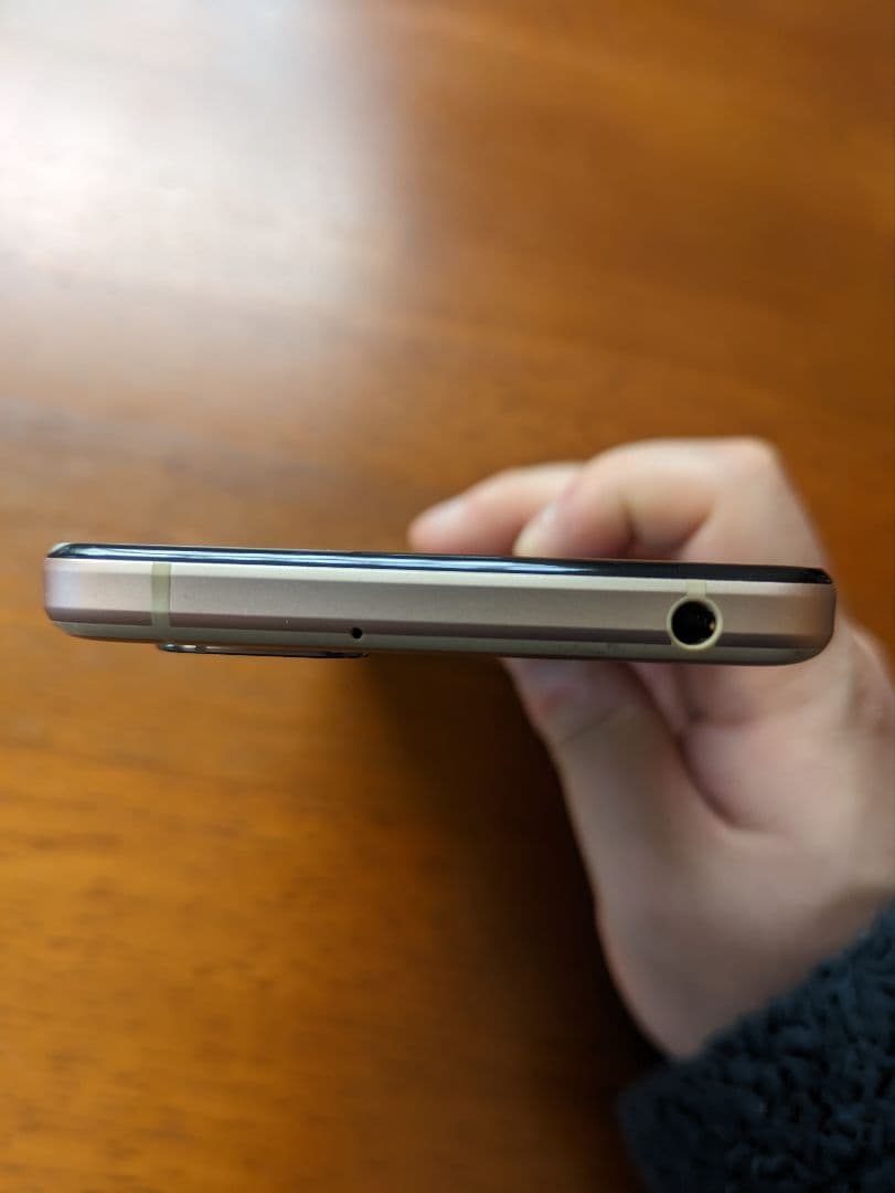 AQUOS sense5G SH-53A ドコモ ライトカッパー 送料無料 本体