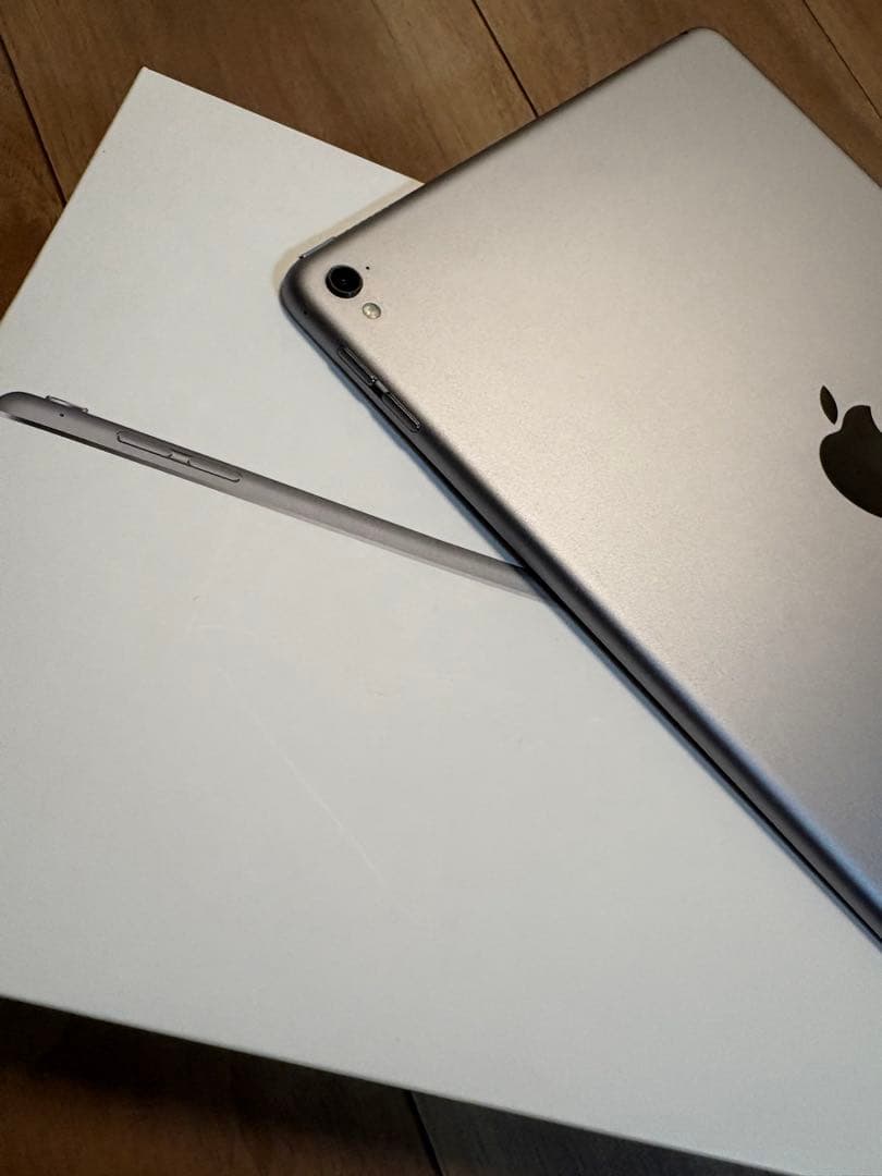 iPad Pro 9.7インチ Wi-Fiモデル 128GB スペースグレー