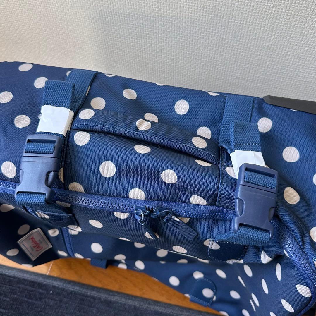 新品Cath Kidston フォーウィール キャビンバッグ　ドット柄　ネイビー