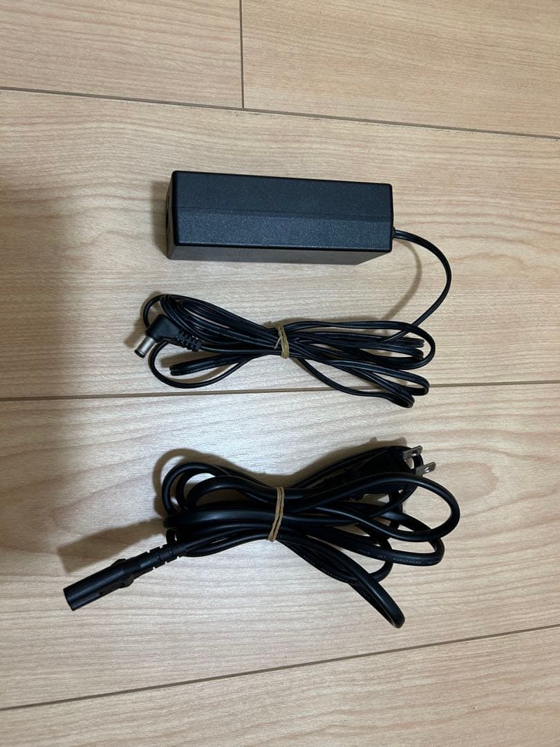 NTT Smart TV 3400 本体と付属品