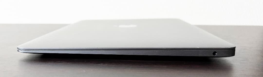 美品MacBook Air M1 13” 16GB 256GBバッテリー96%