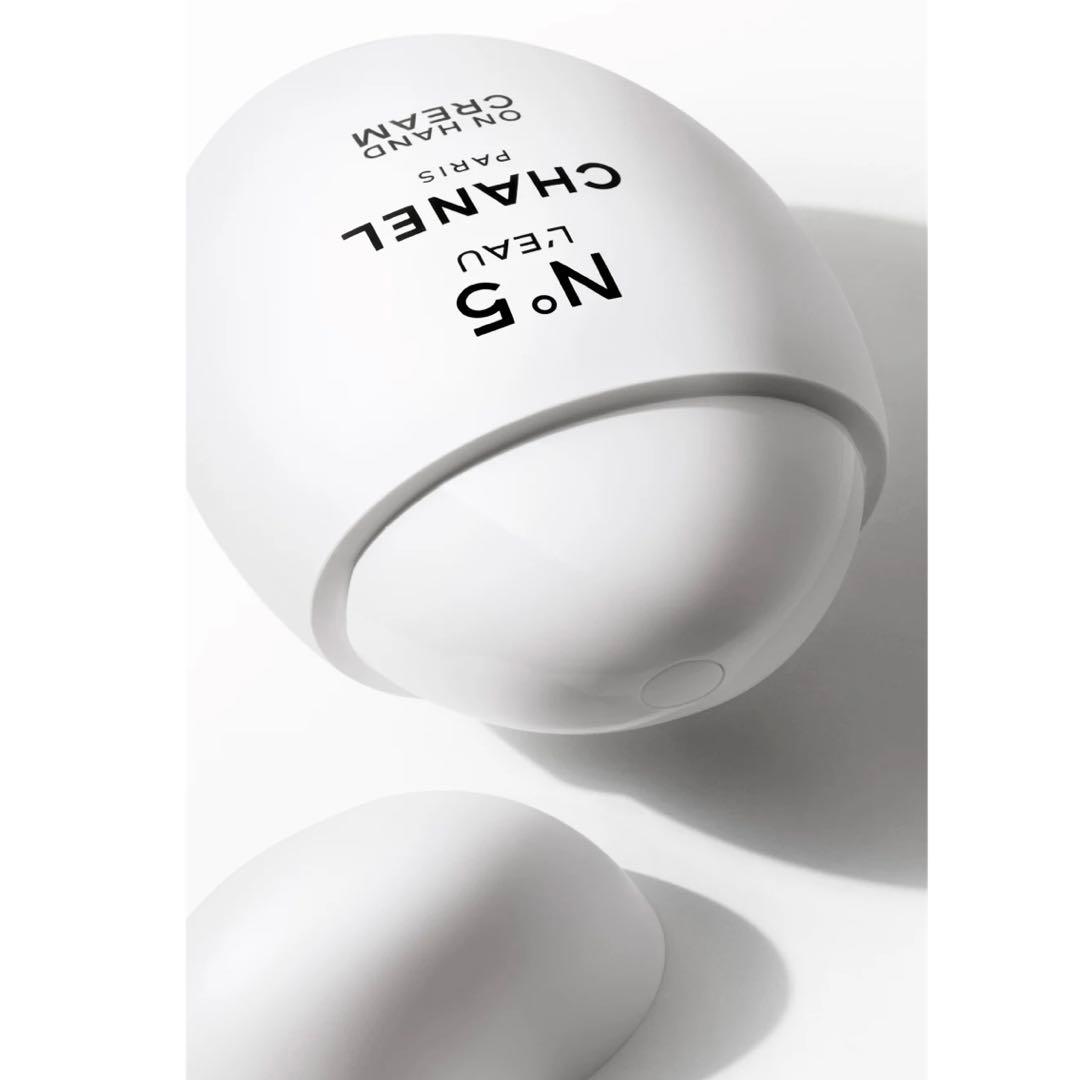シャネル　ローハンドクリーム　新品　未使用　プレゼント　N°5 ボディクリーム