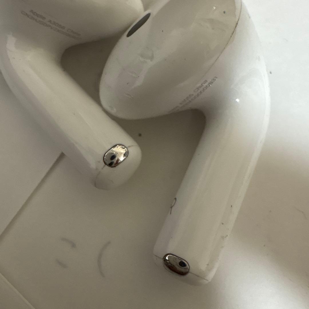 イヤホン AirPods4
