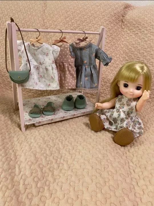 ハンドメイド　ドール　ハンガーラック　ソランちゃん