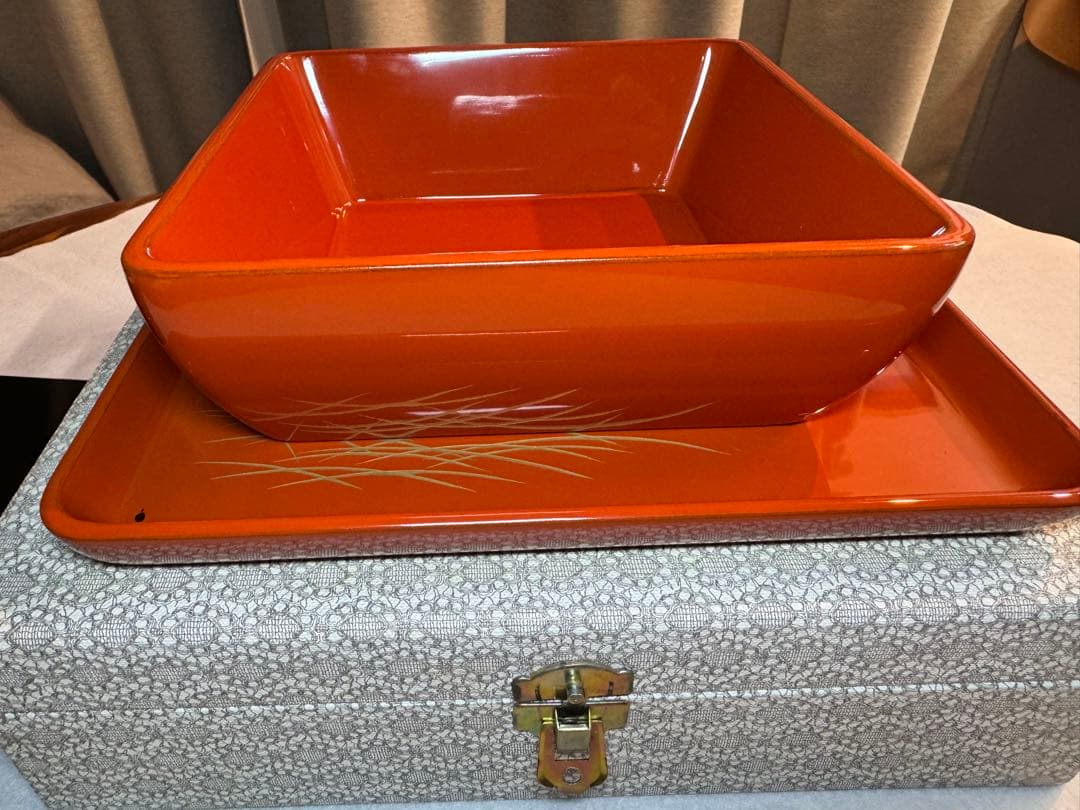 母のお茶道具 輪島塗 盆付き蓋付菓子箱　盆サイズ220mm
